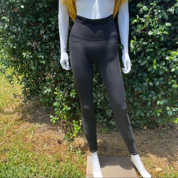 NWOT SPANX by Sara Blakley Black Print High Waist Leggings - Picture 1 of 8